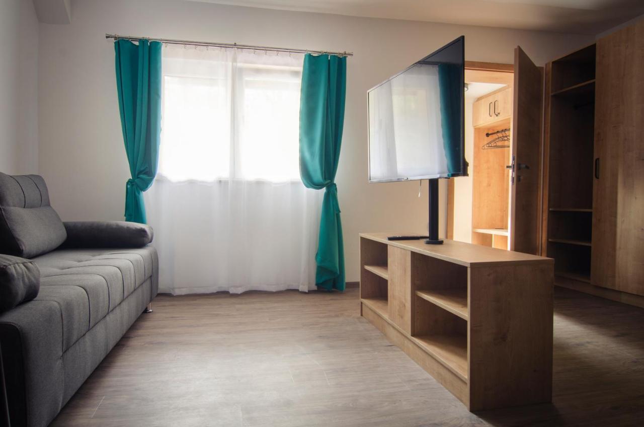 Apartments With Private Saunas & Wellness Gobi พอดเชเทอร์เทค ภายนอก รูปภาพ