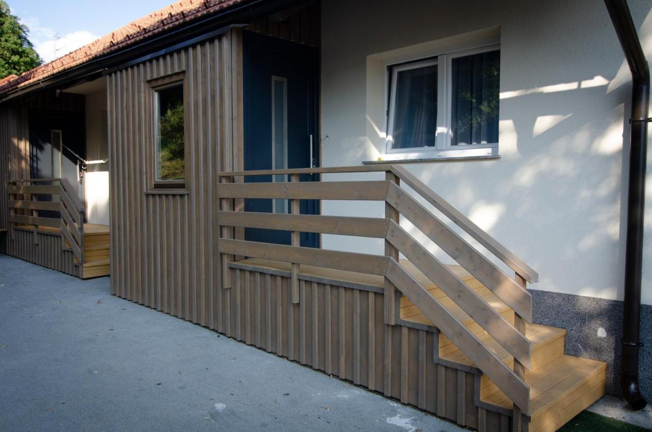 Apartments With Private Saunas & Wellness Gobi พอดเชเทอร์เทค ภายนอก รูปภาพ