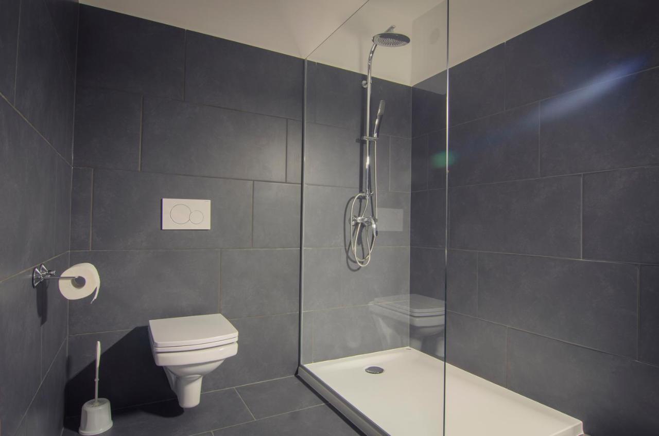 Apartments With Private Saunas & Wellness Gobi พอดเชเทอร์เทค ภายนอก รูปภาพ