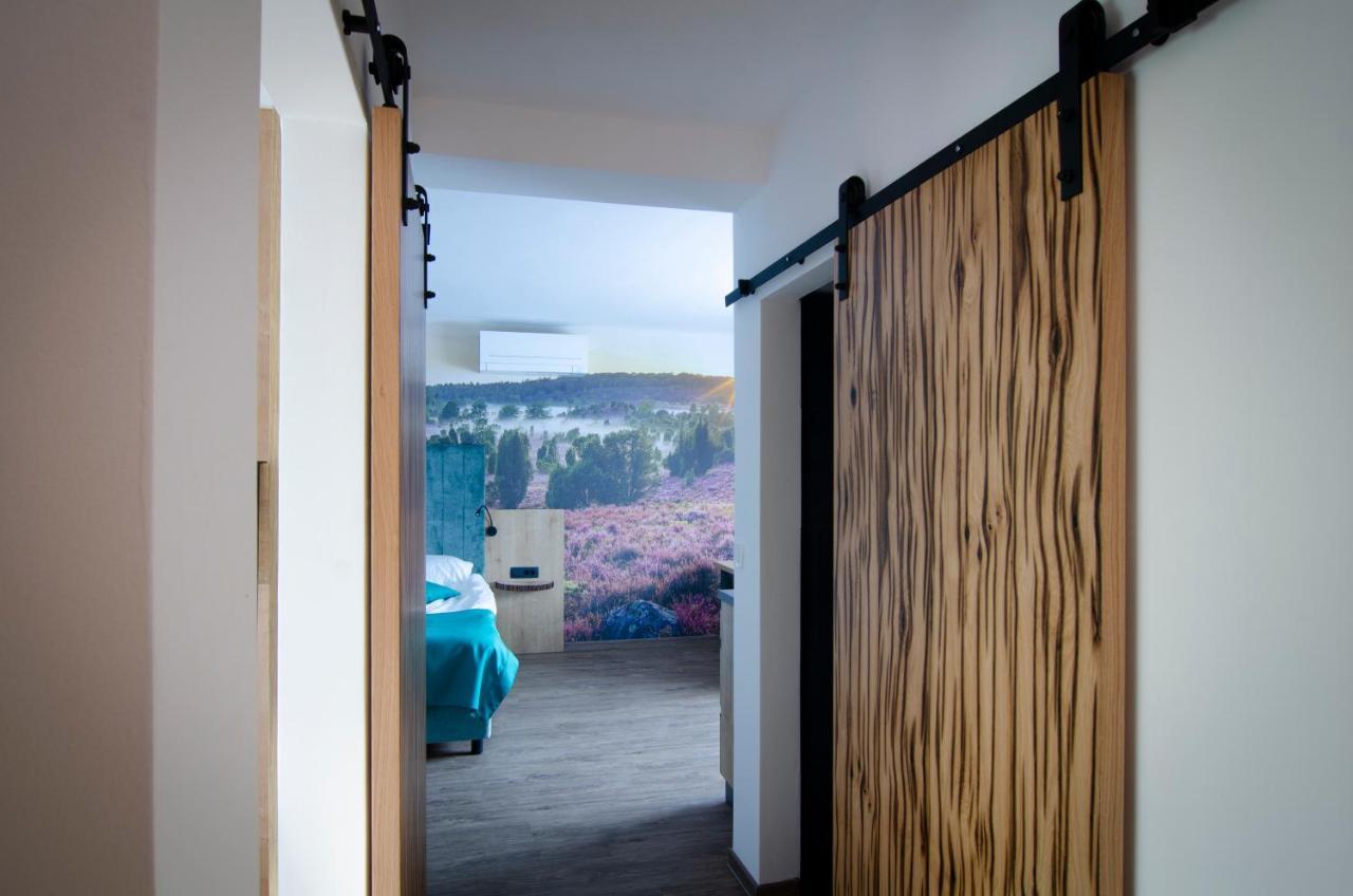 Apartments With Private Saunas & Wellness Gobi พอดเชเทอร์เทค ภายนอก รูปภาพ