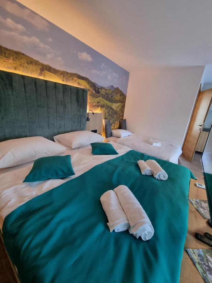 Apartments With Private Saunas & Wellness Gobi พอดเชเทอร์เทค ภายนอก รูปภาพ